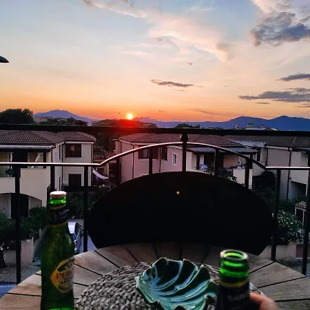 Vista Mare Couette-café Olbia